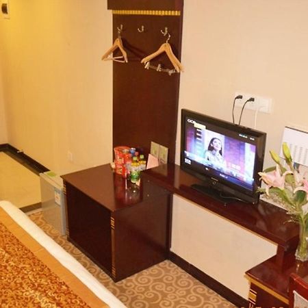 Greentree Inn Shanghai Chongming Nanmen Express Hotel Exterior foto